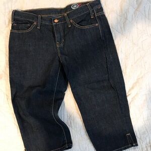 ▪️GAP Limited Edition Dark Denim Capris